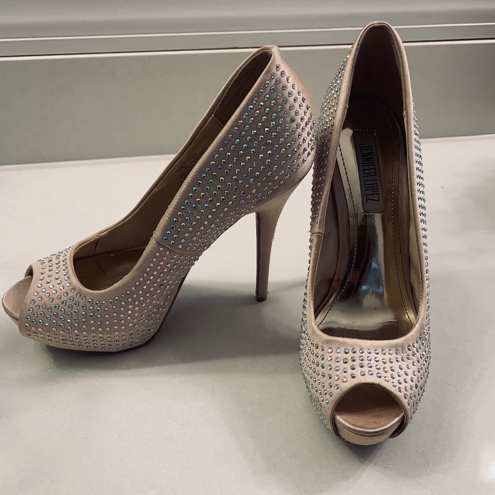 JLO Jennifer Lopez Blingy Blush 6.5 M Rhinestone Peep Toe Heels